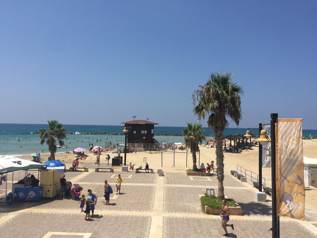 מגדל אלמוג חיפה - דירות "בלו ביץ'" על הים Exterior photo