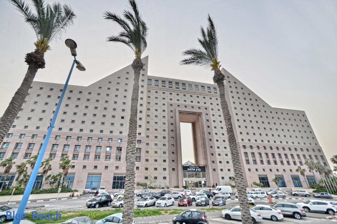 מגדל אלמוג חיפה - דירות "בלו ביץ'" על הים Exterior photo