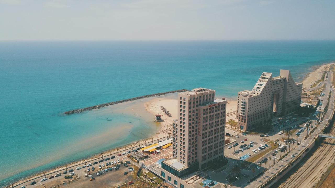 מגדל אלמוג חיפה - דירות "בלו ביץ'" על הים Exterior photo