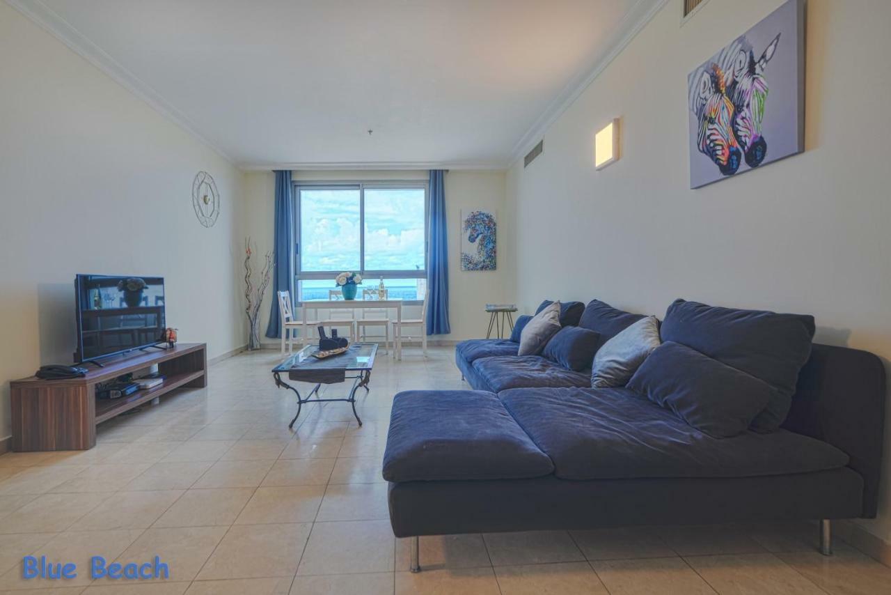 מגדל אלמוג חיפה - דירות "בלו ביץ'" על הים Exterior photo