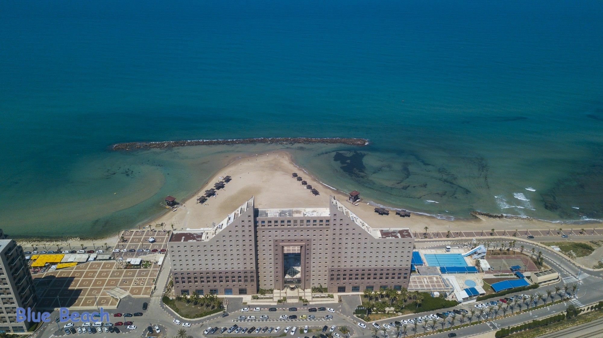 מגדל אלמוג חיפה - דירות "בלו ביץ'" על הים Exterior photo